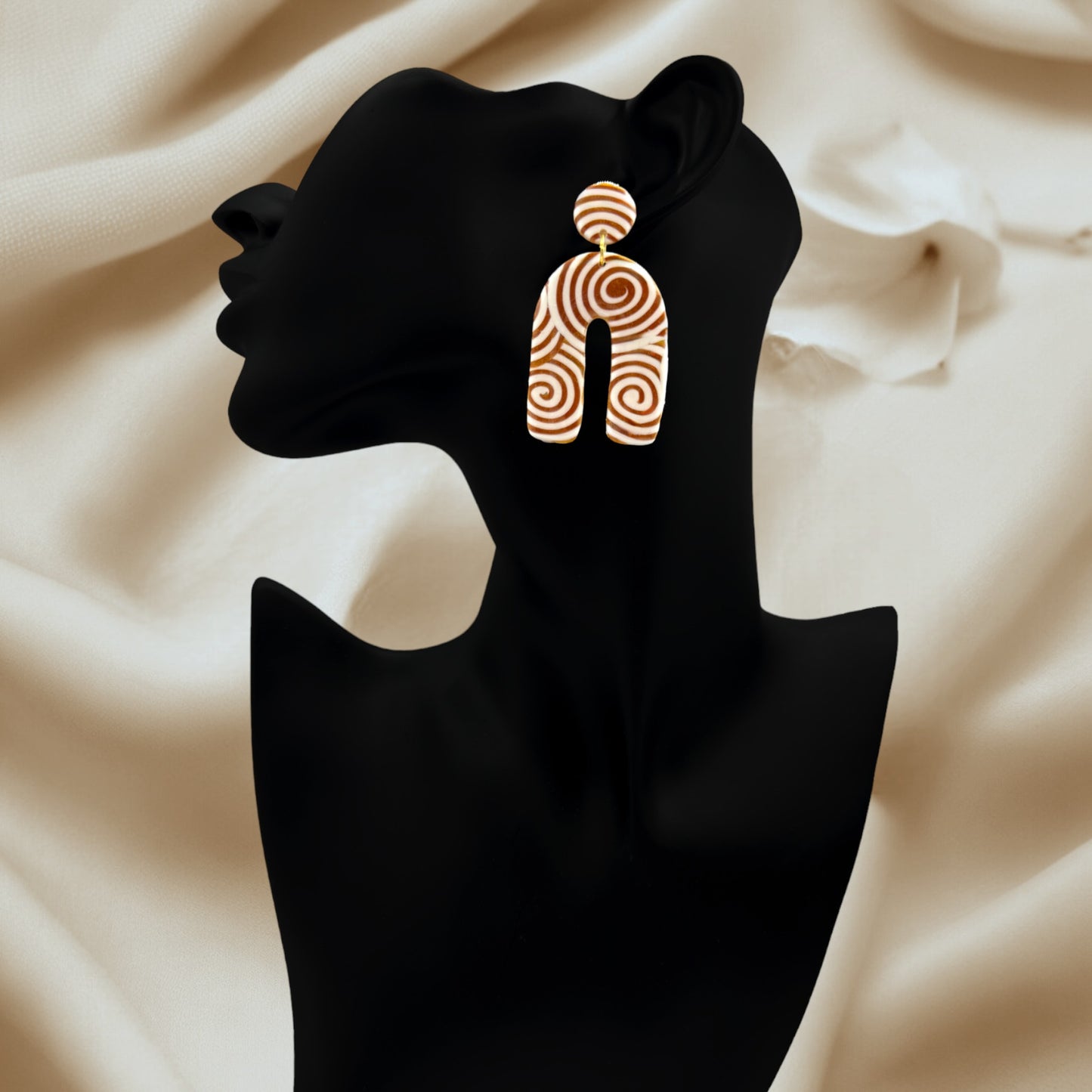 These Pretty Things Aurum Helix Collection Large Arch Post Earrings