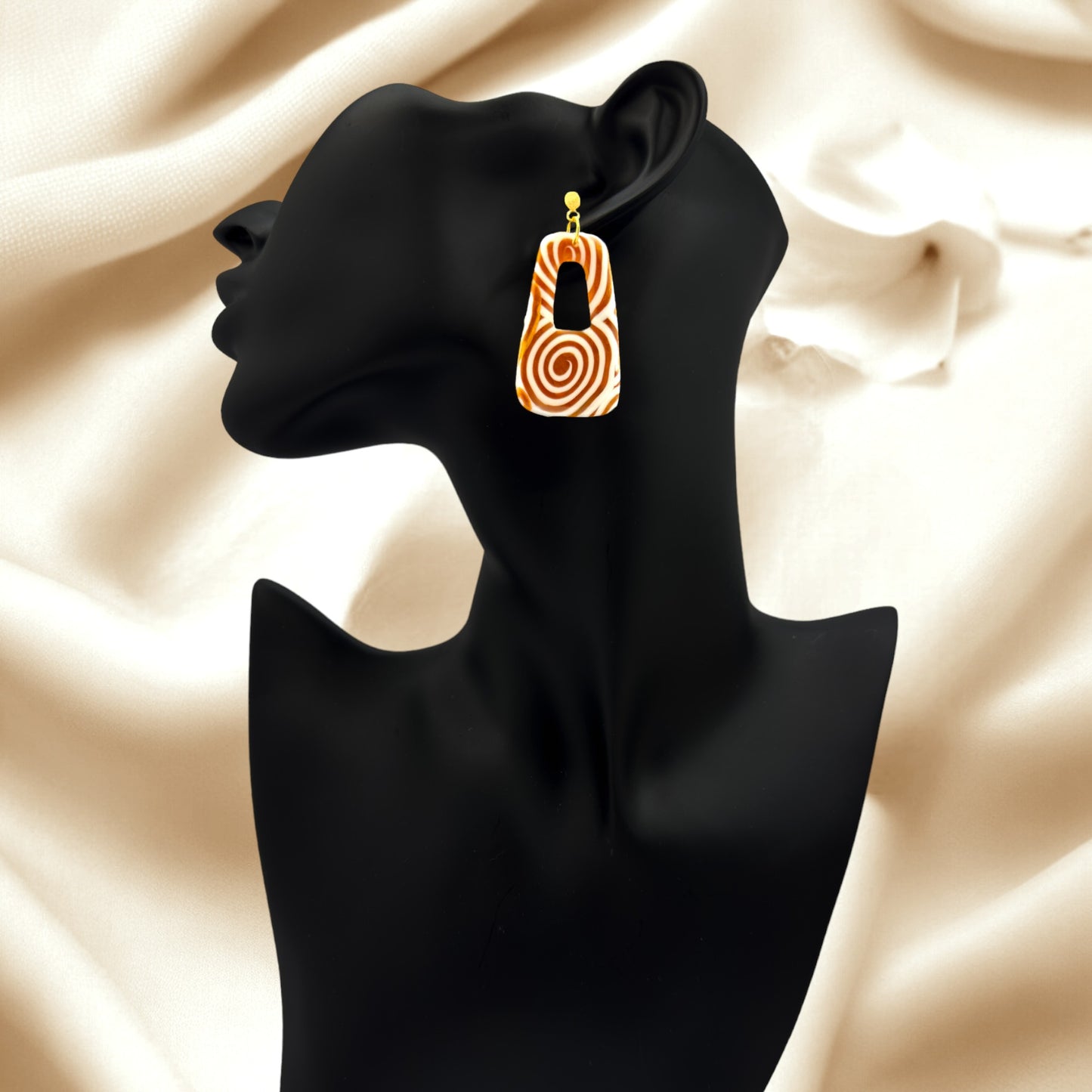 These Pretty Things Aurum Helix Medium Freeform Open Oblong Earrings