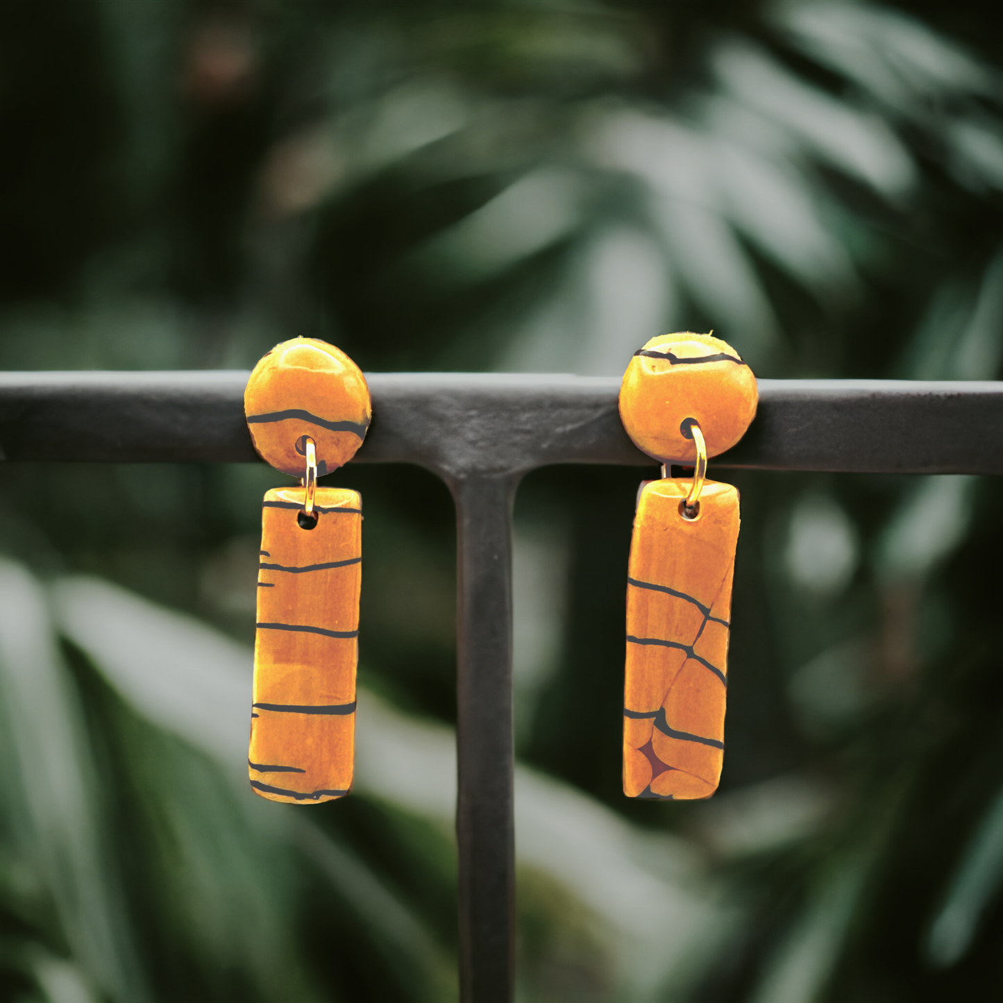 These Pretty Things Bijoux Tiger Collection Medium Exclamation Post Earrings