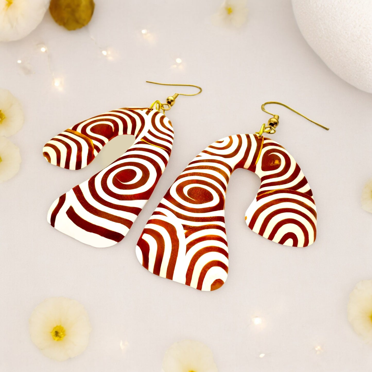 These Pretty Things Aurum Helix Collection Extra Large Freeform Arch Hook Earrings
