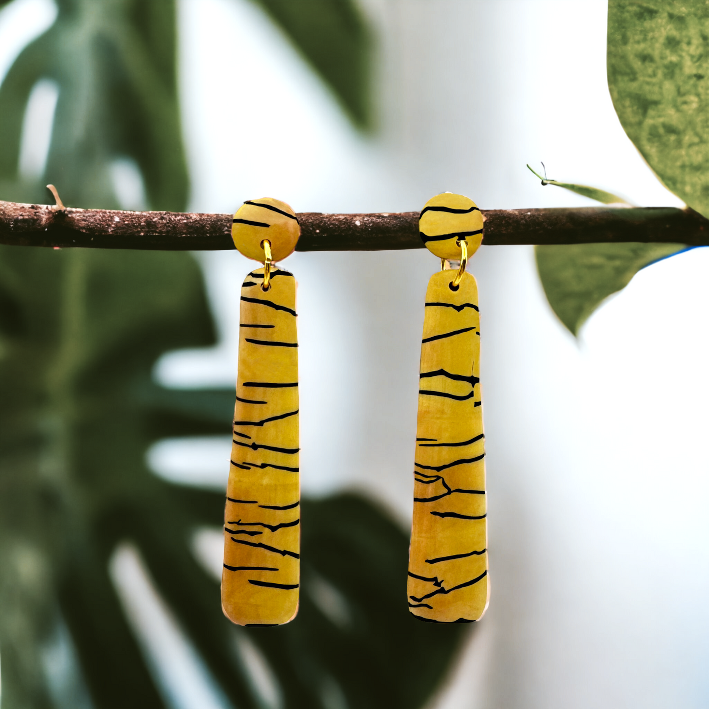 These Pretty Things Bijoux Tiger Collection Large Long Rounded Hook Pencil Earrings